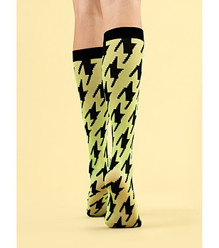 Неоново жълти до коляното чорапи с едро каре 8 DEN GRAND PRIX снимка