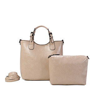 Дамска чанта в цвят крем с несесер снимка