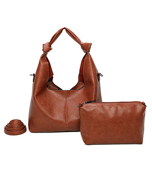 Дамска чанта в цвят коняк с несесер снимка