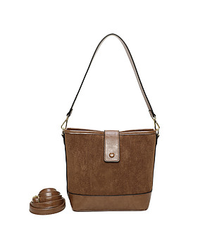 Дамска чанта в кафяво  снимка