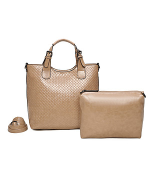 Дамска чанта в цвят таупе с плетен ефект и несесер снимка