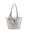 Дамска чанта в сребристо с шал-2 снимка