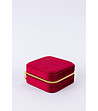 Кутия за бижута в червено кадифе-1 снимка