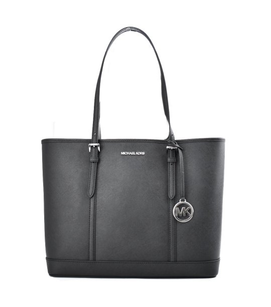 Черна дамска чанта от кожа  снимка