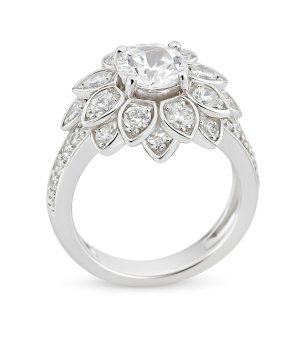 Посребрен пръстен с цирконий снимка