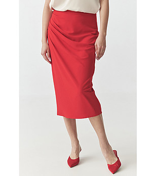 Червена пола миди с набор SINIA снимка