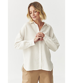 Бяла дамска риза с флорален релеф JENNA с лен снимка