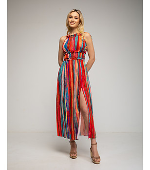 Многоцветна дълга рокля на райе  снимка