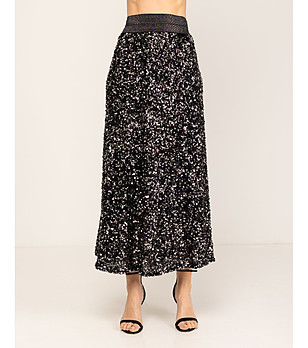 Черна пола с пайети и еластичен колан снимка