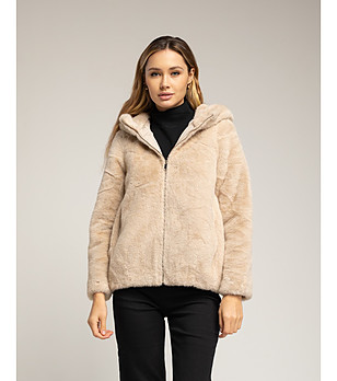 Бежово яке от еко пух с качулка снимка