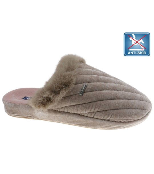 Бежови домашни чехли с пухен кант снимка