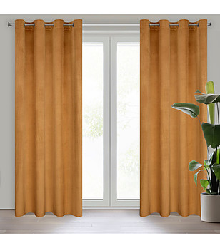 Медена матова кадифена завеса с халки 140x250 см снимка