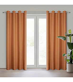 Кафяво матово перде с халки 140x250 см снимка