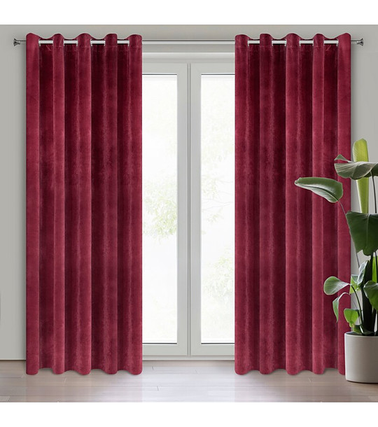 Бордово кадифено перде с халки 140x250 снимка