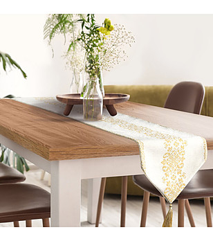 Бял тишлайфер със златист орнамент и пискюли 30x180 см снимка