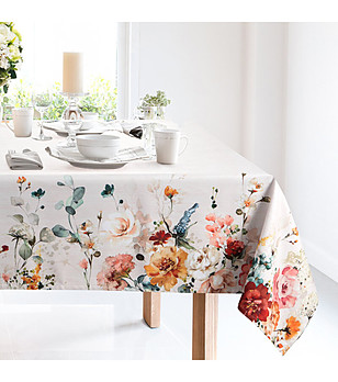 Покривка с флорален принт 140x180 см снимка