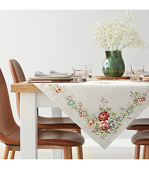 Сиво-бежова покривка с цветя 100x100 см снимка