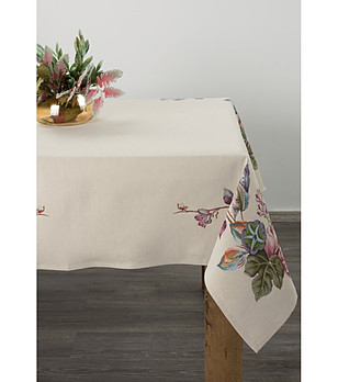 Бежова гобленова покривка с флорален мотив 140x180 см снимка