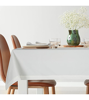 Бяла велурена покривка с декоративна лента 140x180 см снимка