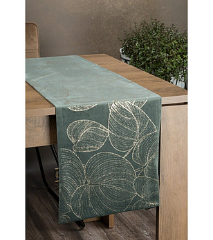 Пастелнозелен кадифен тишлайфер със златисти листа 35x180 см снимка