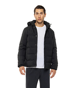 Черно късо яке с качулка Domino снимка