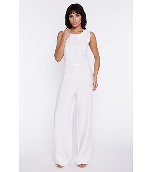 Дамски гащеризон в екрю снимка