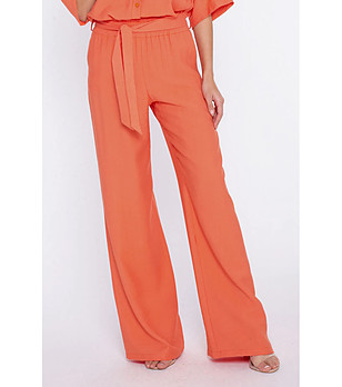 Дамски оранжев панталон с широк крачол снимка