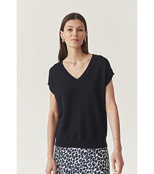 Плетена черна дамска блуза с V-образно деколте Aura снимка