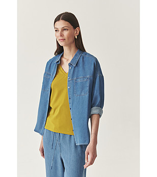 Дамска дънкова риза от лиосел с джобове Frida снимка