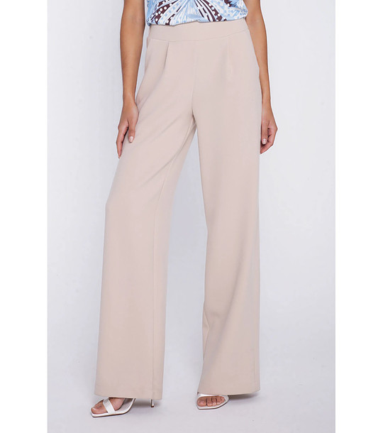 Бежов панталон с висока талия и широк крачол снимка