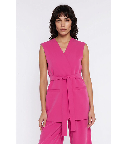 Розов елек тип сако с колан снимка