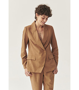 Дамско сако в цвят камел с двуредно закопчаване Kandra снимка