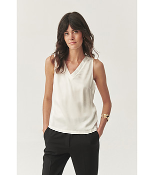 Топ в екрю с V-образно деколте Abena снимка