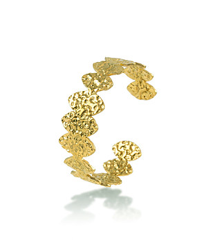 Дамска златиста маншет гривна с релефни елементи снимка