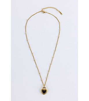 Златисто колие с черно емалиево сърце снимка