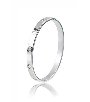 Дамска сребриста гривна тип халка с кристали и детелини снимка