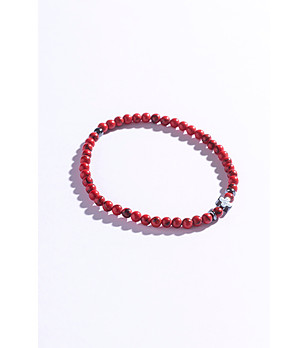 Червена мъжка гривна с мъниста снимка