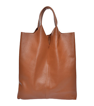 Кафява чанта тип hobo снимка