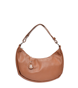 Дамска кожена чанта за рамо в цвят коняк снимка