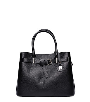 Черна кожена дамска чанта снимка