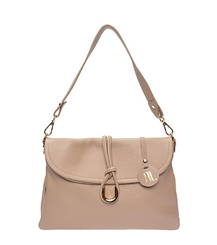 Дамска кожена чанта в цвят таупе снимка