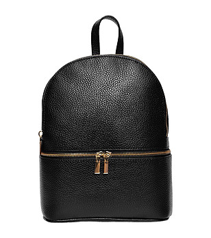 Черен кожен раница снимка