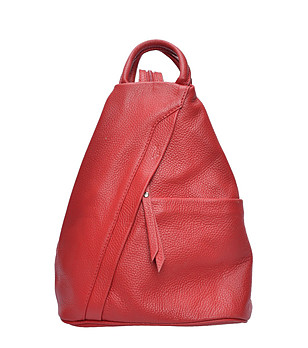 Червен кожен раничка снимка