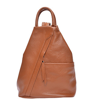 Кафяв кожен раница  снимка