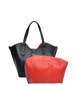 Черна дамска кожена чанта с червен несесер снимка