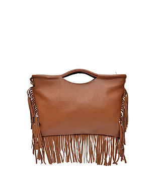 Дамска чанта в цвят коняк от естествена кожа с ресни снимка