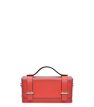 Червена кожена чанта с къса дръжка  снимка