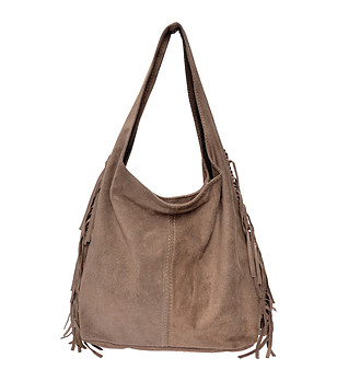 Дамска велурена чанта в цвят таупе с ресни снимка