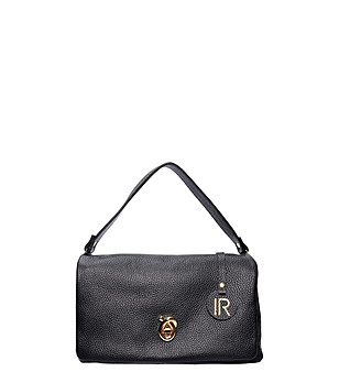 Дамска чанта от естествена кожа в черно снимка