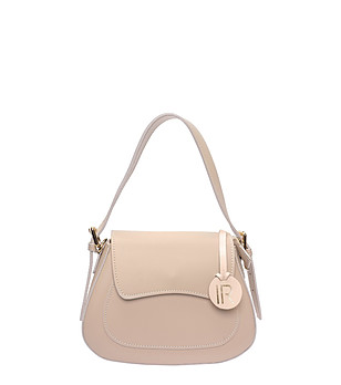 Бежова малка дамска чанта от естествена кожа снимка